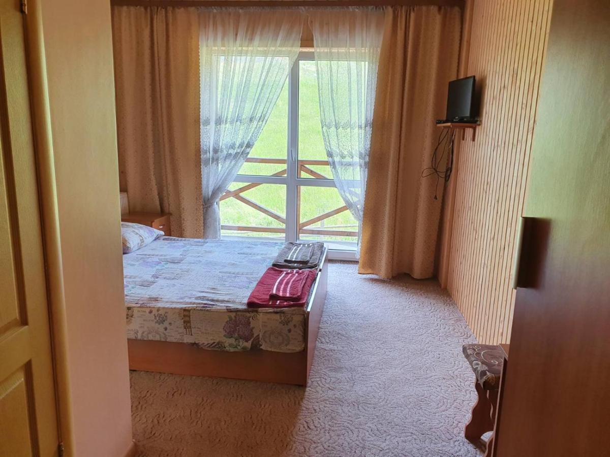 Dream House Hotel Yablunytsya Ngoại thất bức ảnh