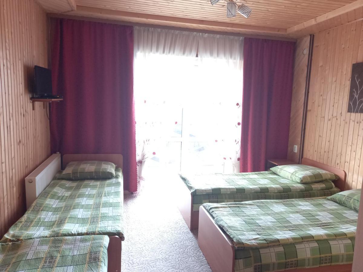 Dream House Hotel Yablunytsya Ngoại thất bức ảnh