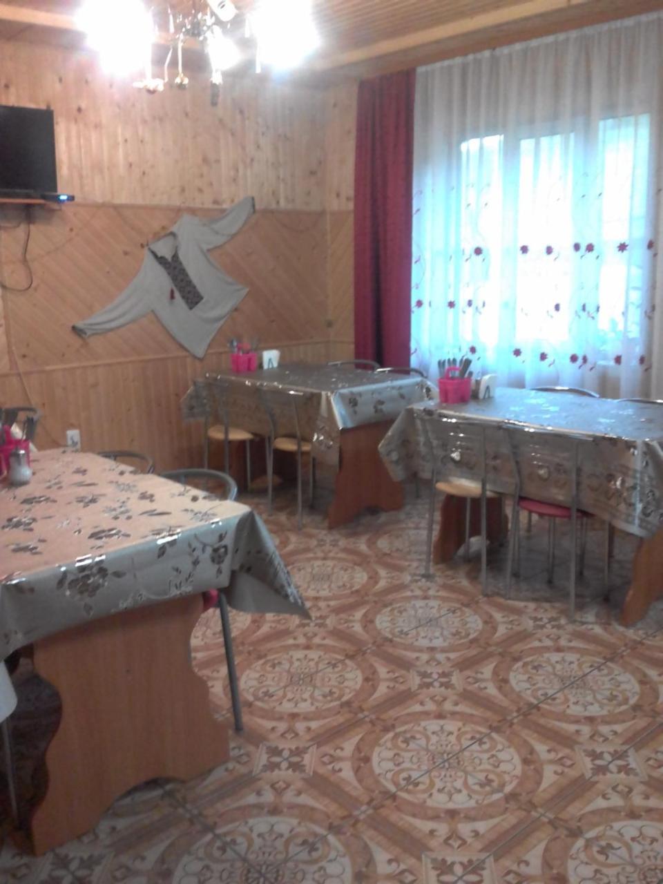 Dream House Hotel Yablunytsya Ngoại thất bức ảnh